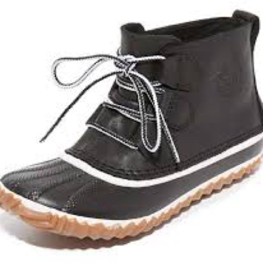 Sorel Out n About leather Boots